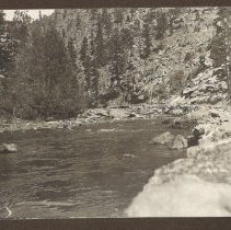 1972.009.002_photo 02