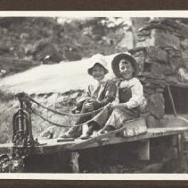 1972.009.002_photo 40