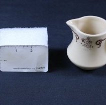 Pitcher, Cream