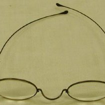 Eyeglasses
