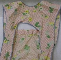Grandma Moses Apron, Back top