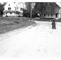 Monika & Linda in Bennington, Vt., Washington Ave.
