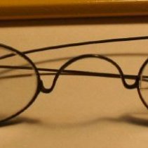 Eyeglasses