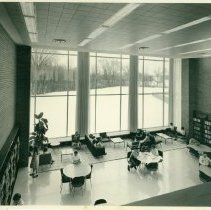 Grace Dow Memorial Library: Interior
