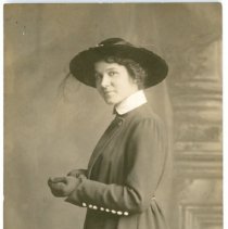 Bessie (Gray) Munson