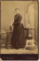 2010.11.104 Photograph