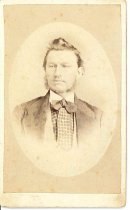 2010.11.107 Photograph