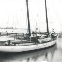 Pilot boat off of Tiger Island