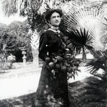 Miss Nella Villalonga