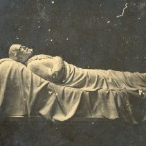 Effigy of General Lee