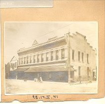 Swann Building Centre and North 4th Street