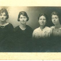 Anna Baumgartner - Ida Fyfe - Grandma (Anna Gerbing)  - Clara Borges