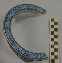 blue transferware bowl rim