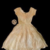 Evening dress and hair piece, late 1940s/1950s