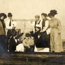 unidentified group - possible Nagel girls