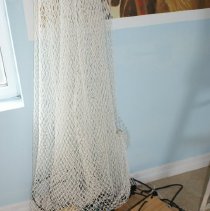 Net assembly with trawler doors