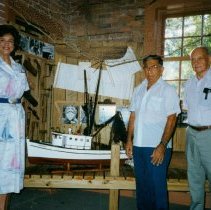 Shrimp Boat Model
Handwritten Sign/ Message