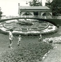 Floral Clock at Riverside Park