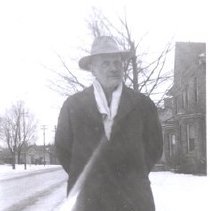 Mac Living at Wismer's ca 1950