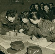 CWAC Map Reading Class, 1943