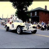 Guelph 150 Parade - Classic Automobile