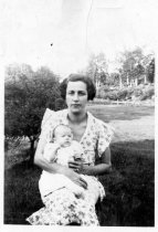 Elna May (Ring) McAllister Holding Her Daughter