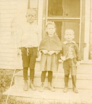 Frank Watson's Children, Circa 1902
