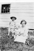 Harriet, Francis & Elwin Gilman