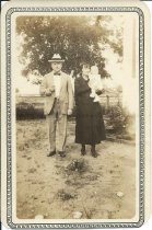 Rev. Alfred T. Kluge, wife Myrtle & child