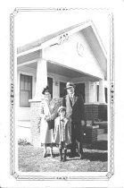 Pastor & Mrs. C.L. Bohls with daughter Ruth, 1938