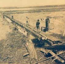 Bringing Log to Hoist,