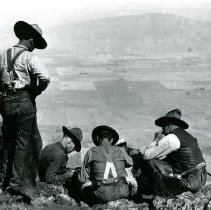 Cattlemen Committee Discuss Grazing