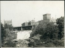 Cataract Falls and surrounding buildings