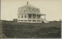 Summer home at 5 St. Martin's Lane