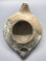 Circular Lamp with Pointed Nozzle