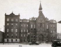 The front of St. Margaret's Hospital in the 1920s