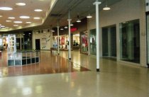 Interior of Woodmar Mall in 2006