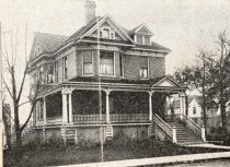 The McHie House in 1904