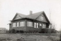 Home of Dr. Lloyd, later Harry Argus Realty