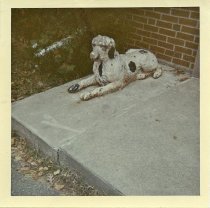 Wheeler Mansion dog sculpture
