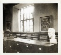 An interior view of the Picture Room of the Bridgeport Public Library