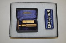 Blade, Razor (In case, framed)