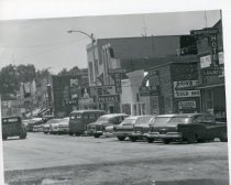 Gillette Avenue looking south