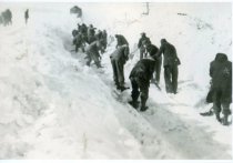 Blizzard 1949- Clearing tracks at Wyodak