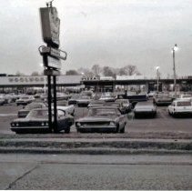Shopping Center on Forest Avenue