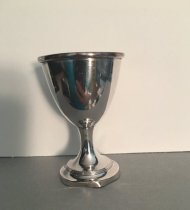 1987.001.002f - Eggcup