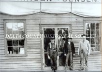 Hansen & Jensen Fish house