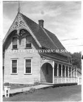 Elliott farmhouse, Sac Bay