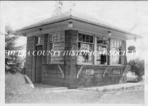 Hi-Way Lunch drive in, c. 1938