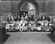 1927 Jefferson 1st Grade, Miss Linn